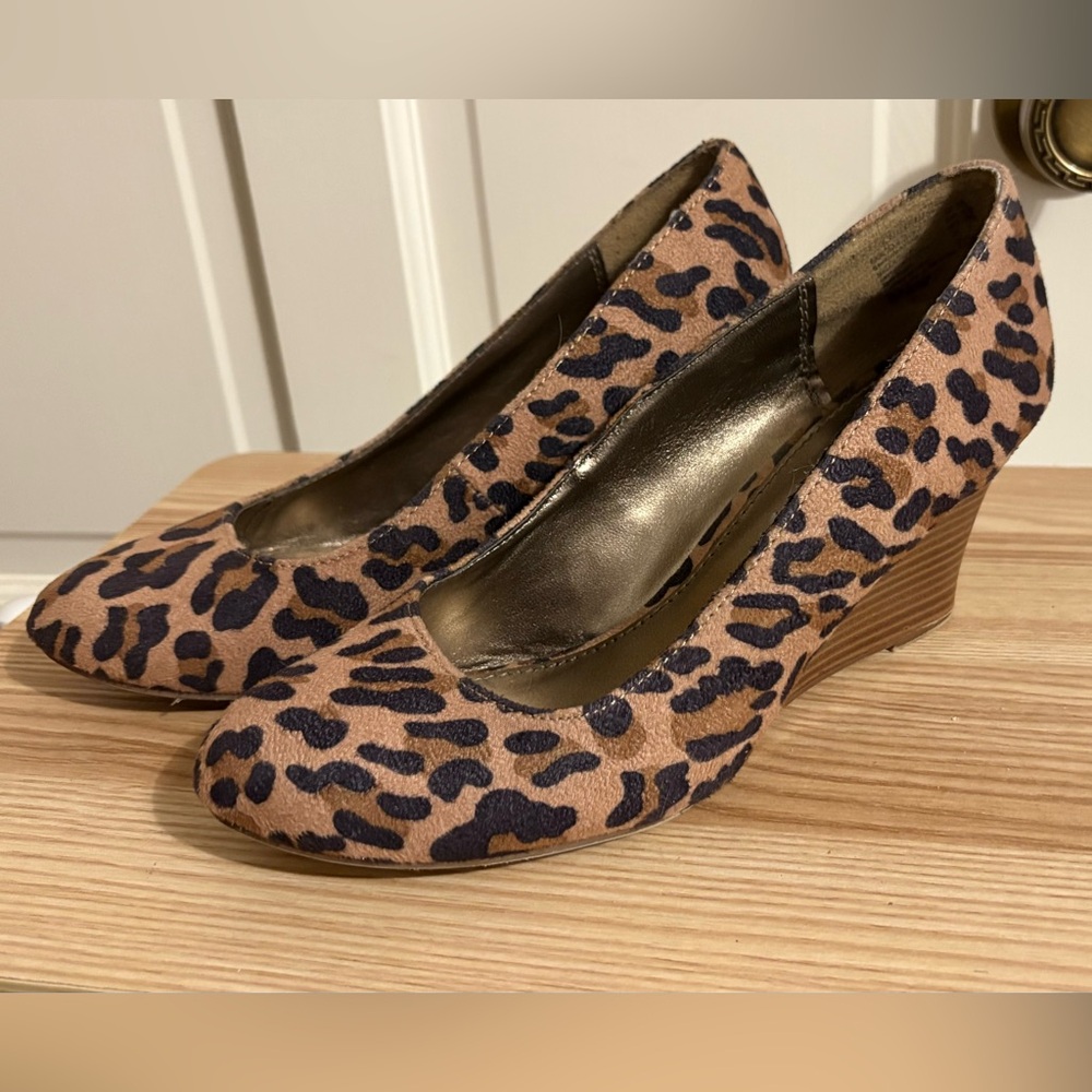 Dexter Women’s Cheetah Print Wedge Heel Shoes 8.5